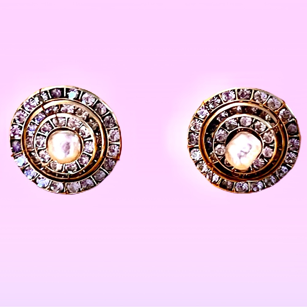 Miriam Haskell Signed Pearl and Rhinestone Screwback Earrings. Vintage.